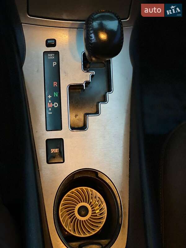 Універсал Toyota Avensis 2011 в Києві