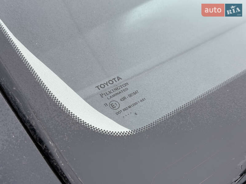 Универсал Toyota Avensis 2006 в Ровно