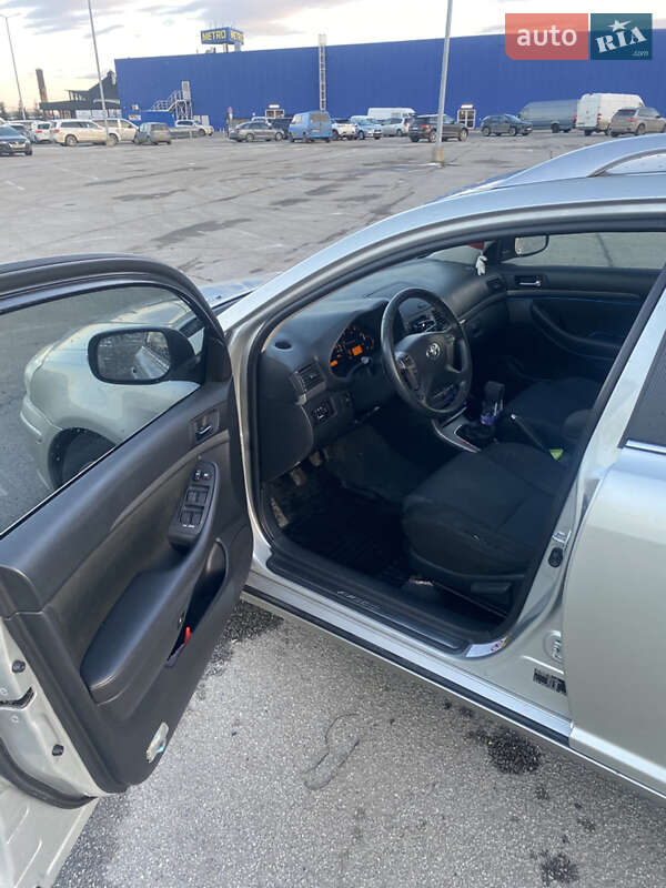 Универсал Toyota Avensis 2007 в Черновцах фото 6 Универсал Toyota Avensis 2007 в Черновцах