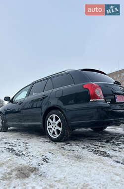 Универсал Toyota Avensis 2008 в Луцке