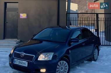 Седан Toyota Avensis 2003 в Коломые