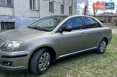 Седан Toyota Avensis 2006 в Харькове