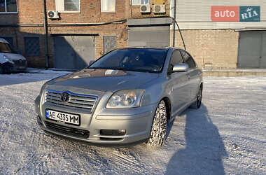 Лифтбек Toyota Avensis 2006 в Запорожье