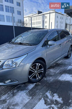 Універсал Toyota Avensis 2008 в Самборі