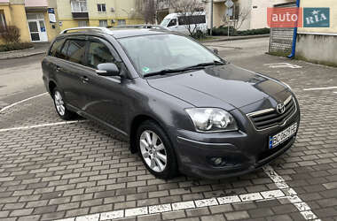Універсал Toyota Avensis 2008 в Ужгороді