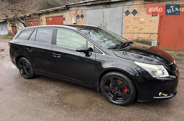 Универсал Toyota Avensis 2010 в Кропивницком