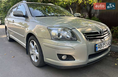 Універсал Toyota Avensis 2007 в Києві