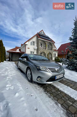 Седан Toyota Avensis 2012 в Коломиї