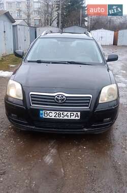 Універсал Toyota Avensis 2005 в Дрогобичі