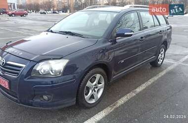 Універсал Toyota Avensis 2006 в Броварах