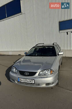 Универсал Toyota Avensis 2001 в Белгороде-Днестровском