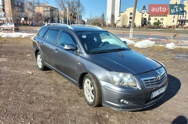 Универсал Toyota Avensis 2008 в Обухове