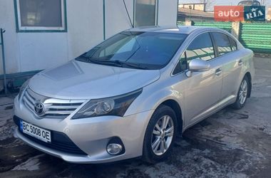 Седан Toyota Avensis 2012 в Кам'янці-Бузькій