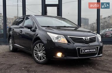 Універсал Toyota Avensis 2010 в Києві