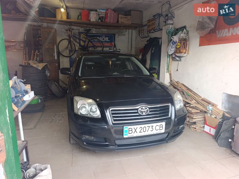 Toyota Avensis 2004