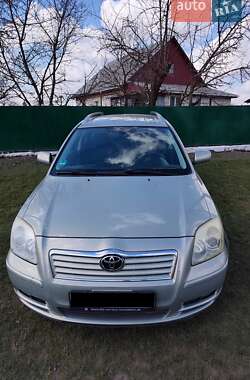 Универсал Toyota Avensis 2005 в Хмельнике