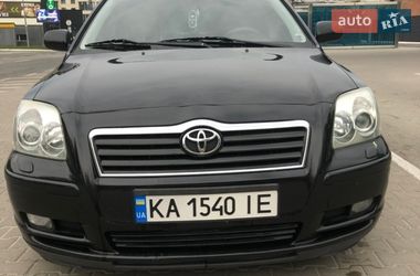 Седан Toyota Avensis 2005 в Крюковщине