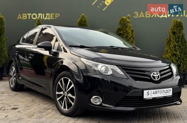Седан Toyota Avensis 2013 в Одесі