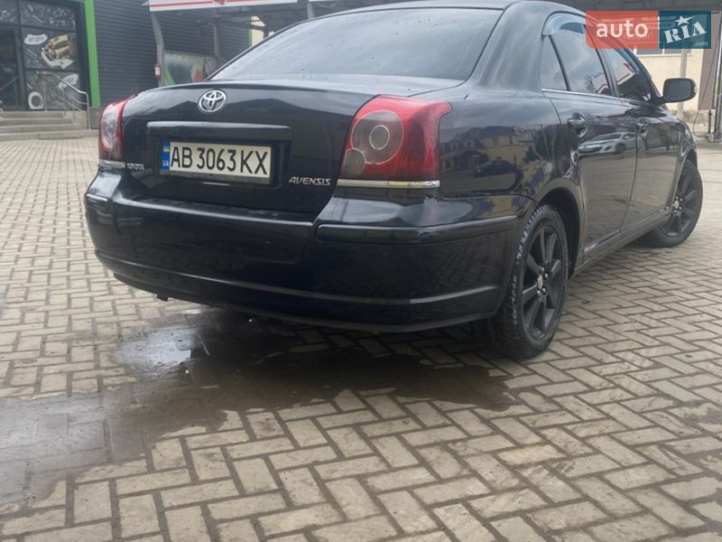 Седан Toyota Avensis 2006 в Чечельнике