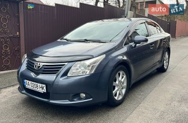 Седан Toyota Avensis 2011 в Києві