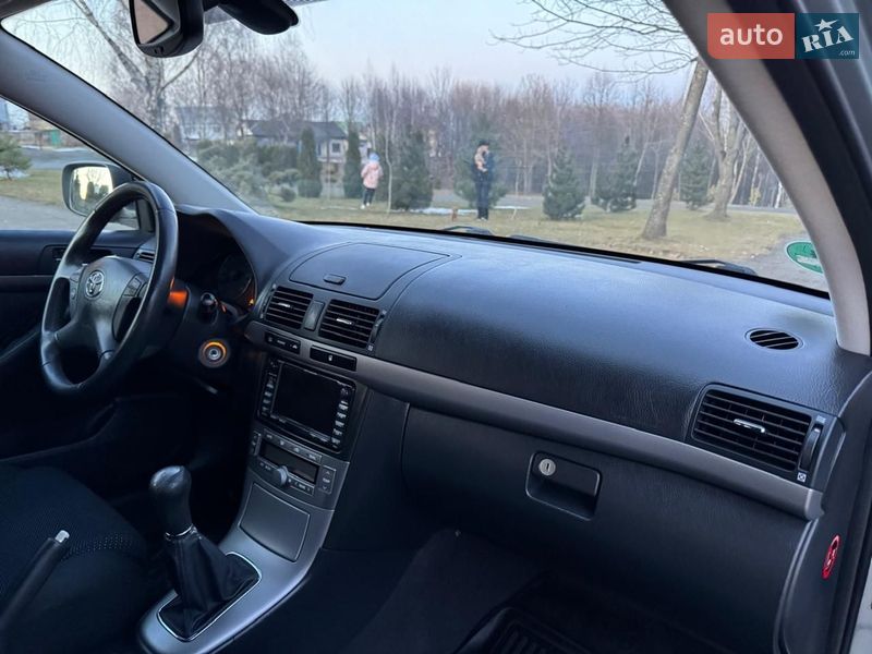 Универсал Toyota Avensis 2007 в Хмельницком