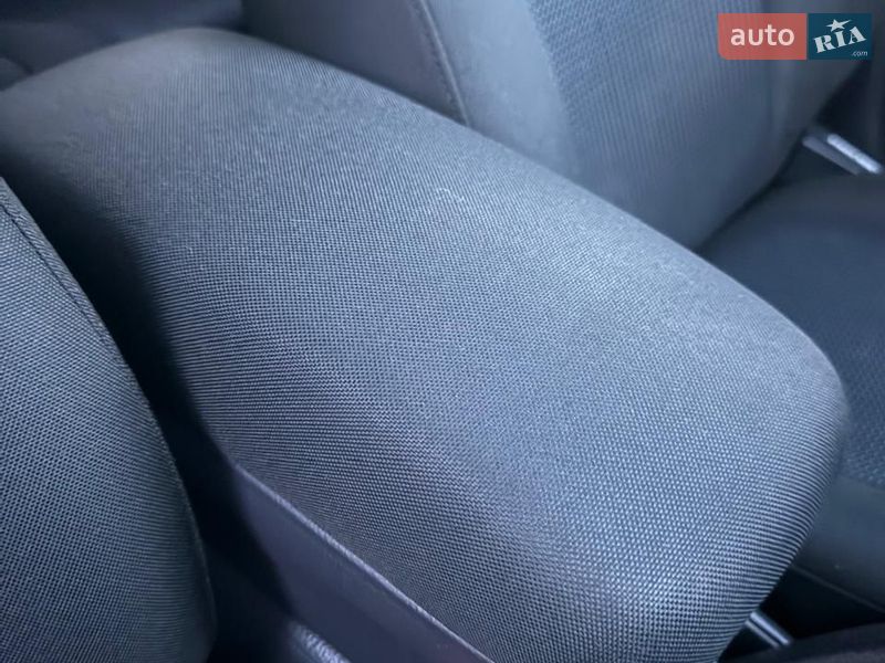 Универсал Toyota Avensis 2007 в Хмельницком