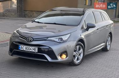 Універсал Toyota Avensis 2016 в Луцьку