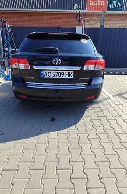 Універсал Toyota Avensis 2012 в Луцьку