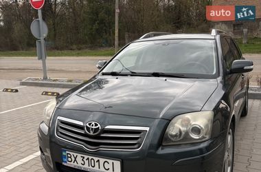 Універсал Toyota Avensis 2008 в Віньківцях