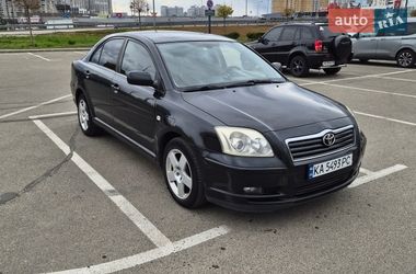 Седан Toyota Avensis 2005 в Киеве