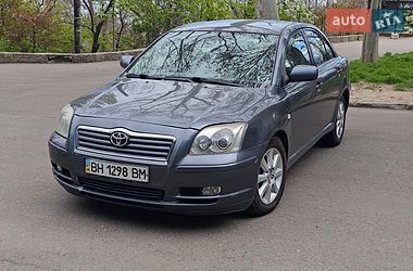 Седан Toyota Avensis 2005 в Одессе