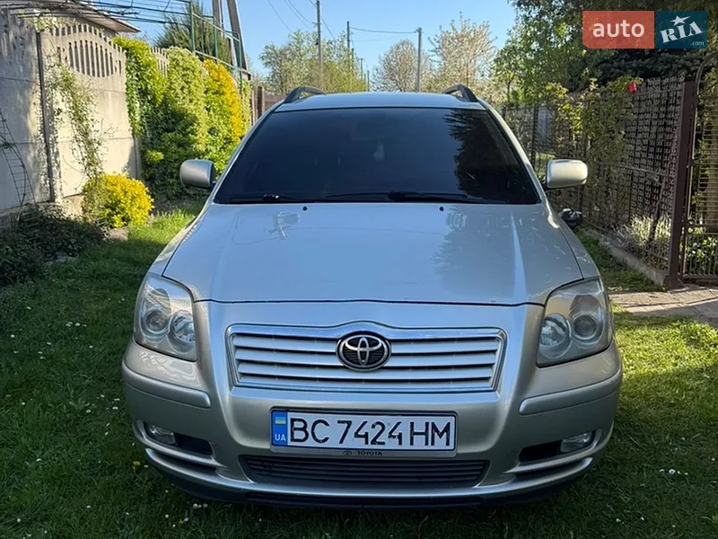 Toyota Avensis 2004