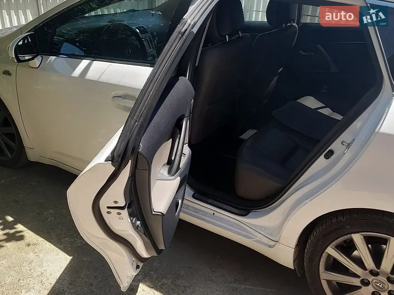 Toyota Avensis 2012 VIN SB1EB76L80E035418 фото оголошення 9 з 53