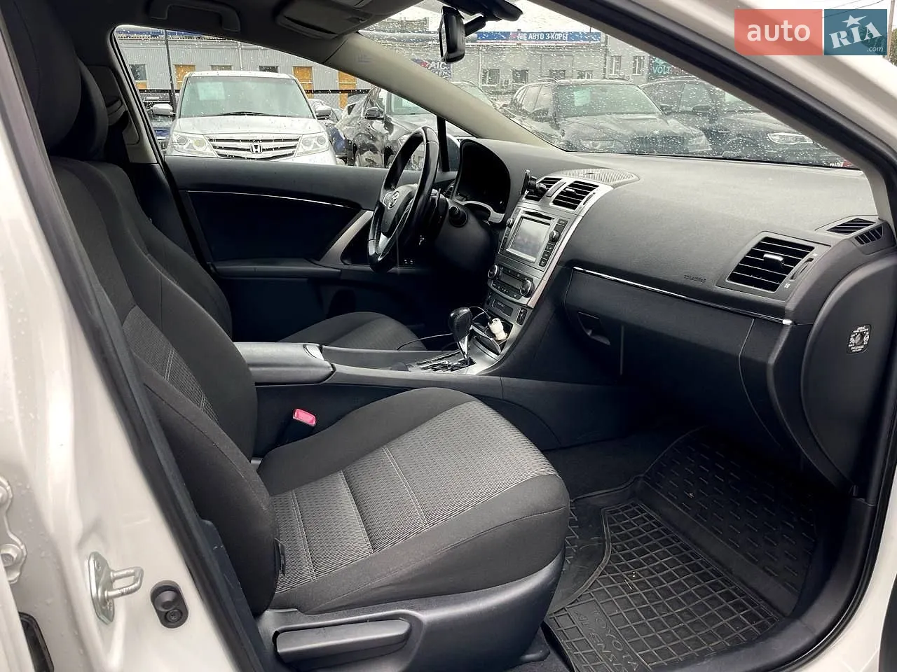 2015 Toyota Avensis - мініатюра 30