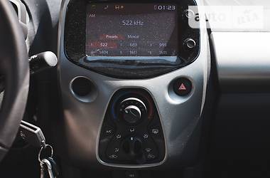 Хэтчбек Toyota Aygo 2016 в Киеве