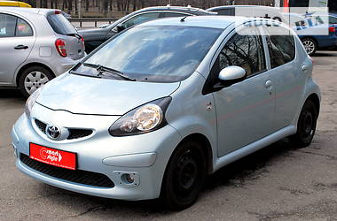 Хэтчбек Toyota Aygo 2008 в Киеве