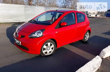 Хэтчбек Toyota Aygo 2006 в Днепре