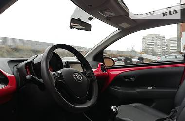 Хэтчбек Toyota Aygo 2015 в Ровно