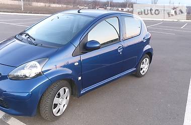 Хетчбек Toyota Aygo 2008 в Кривому Розі