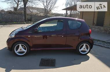 Хетчбек Toyota Aygo 2007 в 