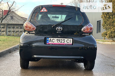 Хэтчбек Toyota Aygo 2012 в Луцке