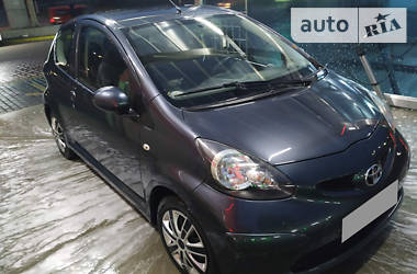 Хэтчбек Toyota Aygo 2007 в Ровно