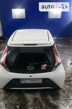 Купе Toyota Aygo 2015 в Долине