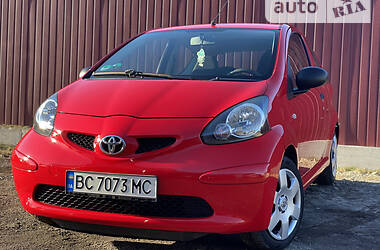 Хэтчбек Toyota Aygo 2006 в Дрогобыче