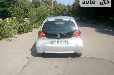 Хэтчбек Toyota Aygo 2008 в Житомире