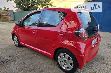 Хэтчбек Toyota Aygo 2009 в Запорожье