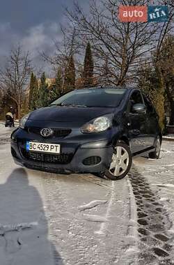 Хетчбек Toyota Aygo 2009 в Львові