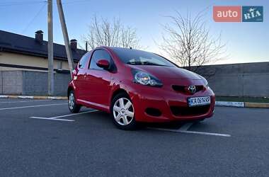 Хэтчбек Toyota Aygo 2012 в Киеве