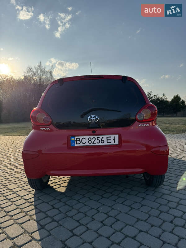 Хэтчбек Toyota Aygo 2007 в Львове