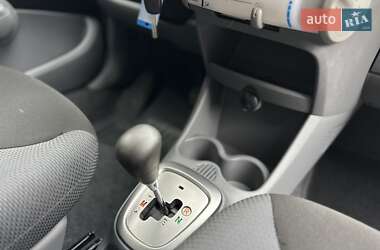 Хэтчбек Toyota Aygo 2007 в 